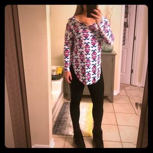 Fun and comfy tunic top! 💙💕